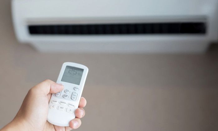 air conditioner and air conditioner remote